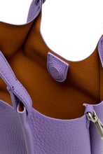 Load image into Gallery viewer, Dua Leather handbag