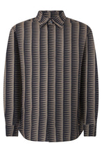 Load image into Gallery viewer, Long-sleeve shirt with print