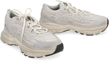 Load image into Gallery viewer, Marathon R-Trail low-top sneakers