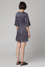 Load image into Gallery viewer, Printed satin dress