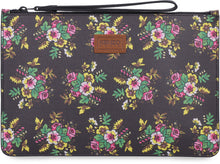 Load image into Gallery viewer, Printed leather clutch