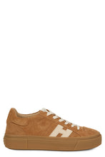 Load image into Gallery viewer, Sneakers with a durable sole