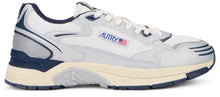 Load image into Gallery viewer, Low-top sneaker Hyperway