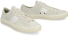 Load image into Gallery viewer, Cambridge suede sneakers