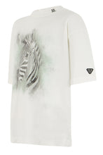 Load image into Gallery viewer, T-shirt with zebra