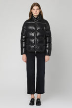 Load image into Gallery viewer, Abbadia short down jacket