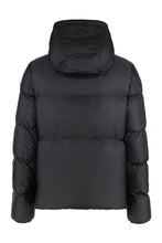 Load image into Gallery viewer, Montcla Short down jacket with hood