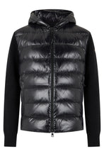 Load image into Gallery viewer, Padded jacket with hood