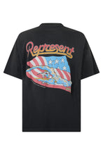 Load image into Gallery viewer, Black comfortable T-shirt with stylish logo