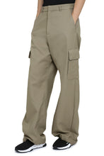 Load image into Gallery viewer, technical fabric cargo pants