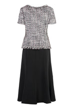 Load image into Gallery viewer, Midi dress with flared hem