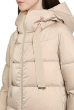 Load image into Gallery viewer, Long hooded down jacket