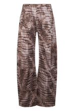 Load image into Gallery viewer, Jeans in drill with alligator print