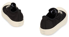 Load image into Gallery viewer, Low canvas sneakers