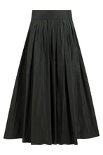 Load image into Gallery viewer, Long pleated skirt