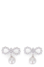 Load image into Gallery viewer, Earrings with bow and pearl