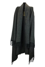 Load image into Gallery viewer, Cape with fringes in mixed cashmere and silk