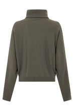 Load image into Gallery viewer, Turtleneck in wool and cashmere