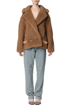 Load image into Gallery viewer, Vanadio vegan fur jacket