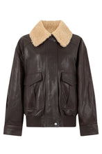 Load image into Gallery viewer, Leather jacket with fur collar