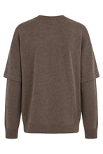 Load image into Gallery viewer, Wool sweater with layered sleeves