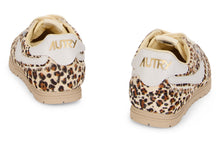 Load image into Gallery viewer, Leopard sneakers