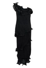 Load image into Gallery viewer, Long asymmetric dress with one shoulder uncovered