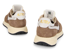 Load image into Gallery viewer, Suede sneakers