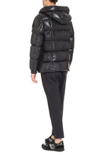 Load image into Gallery viewer, Dougnac hooded full-zip down jacket