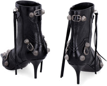 Load image into Gallery viewer, Cagole leather pointy-toe ankle boots