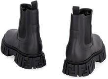Load image into Gallery viewer, Leather Chelsea boots