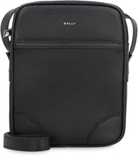 Load image into Gallery viewer, Leather messenger bag