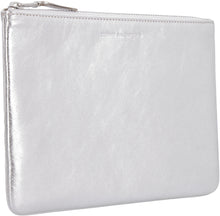 Load image into Gallery viewer, Logo detail flat leather pouch