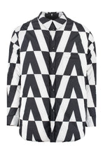 Load image into Gallery viewer, Printed reversible down jacket