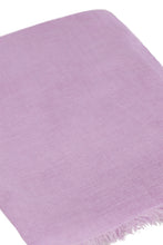 Load image into Gallery viewer, Tobia frayed edges scarf

