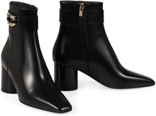 Load image into Gallery viewer, Leather ankle boots
