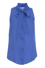 Load image into Gallery viewer, Silk blouse
