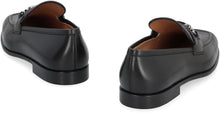 Load image into Gallery viewer, Leather loafers
