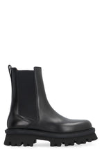 Load image into Gallery viewer, Leather Chelsea boots

