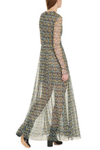 Load image into Gallery viewer, Long tulle dress
