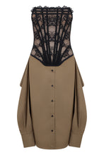 Load image into Gallery viewer, Mini dress in cotton with lace
