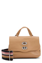 Load image into Gallery viewer, Postina bag baby in hammered leather
