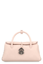 Load image into Gallery viewer, Dotta Small bag in hammered leather
