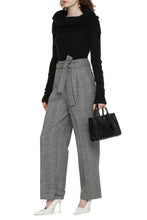 Load image into Gallery viewer, Off-shoulders pullover

