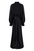 Load image into Gallery viewer, Long dress in draped satin
