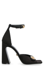 Load image into Gallery viewer, Satin sandals

