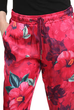 Load image into Gallery viewer, Phebe printed trousers
