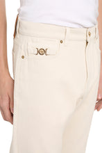 Load image into Gallery viewer, Straight leg jeans
