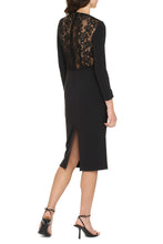 Load image into Gallery viewer, Microtrone lace detail crêpe dress
