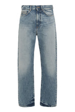 Load image into Gallery viewer, Slim fit jeans
